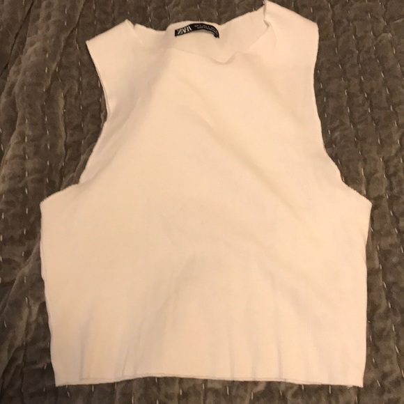 Zara Tops - Zara muscle tee crop top Zara Tops - Zara muscle tee crop top
